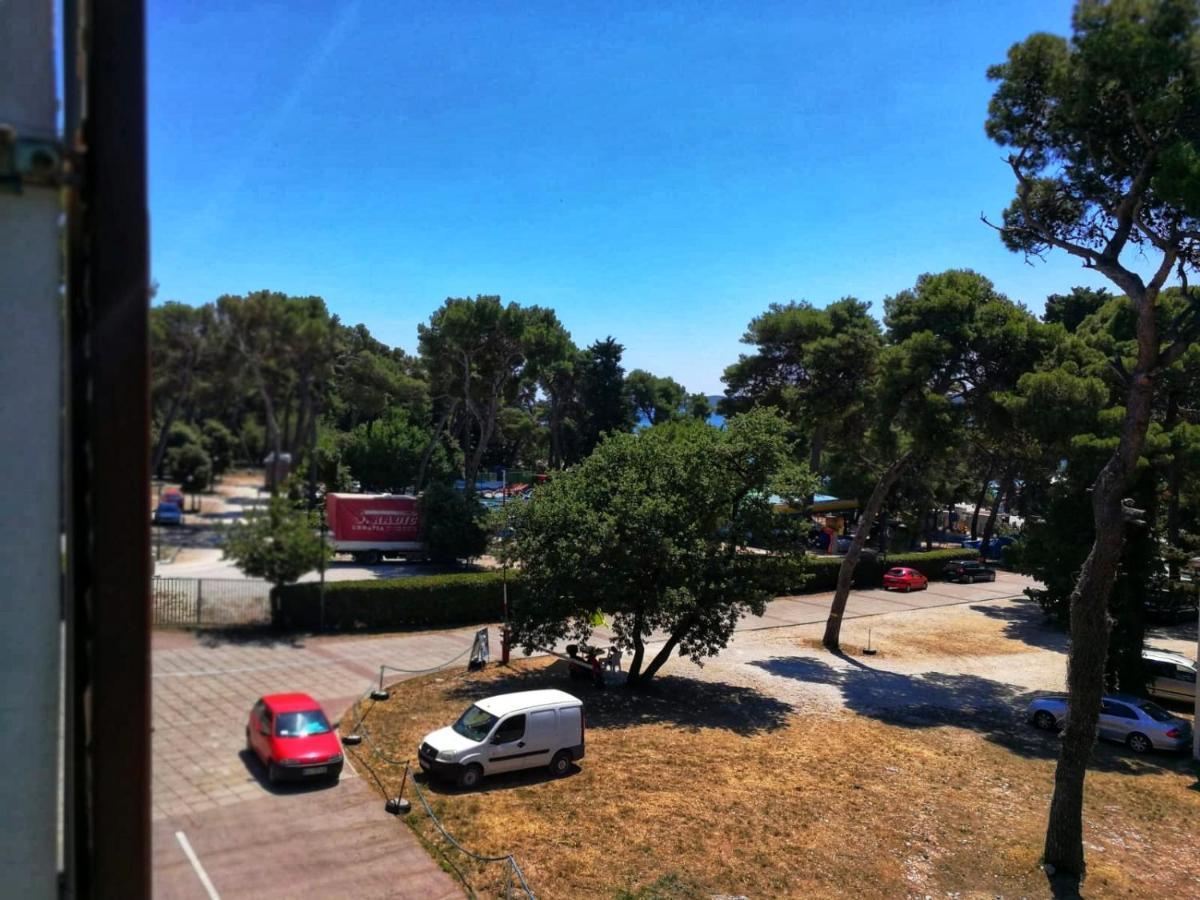Apartmani Leon Biograd Na Moru Eksteriør bilde