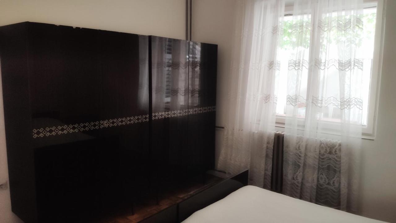 Apartmani Leon Biograd Na Moru Eksteriør bilde